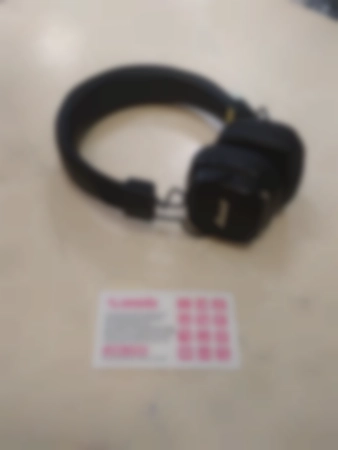 Ремонт портативной колонки Marshall Черные