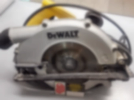 Ремонт дисковых пил DeWalt D23620-qs