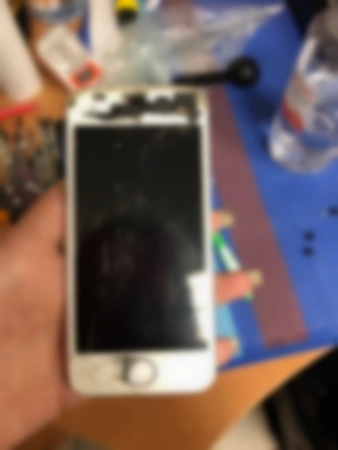 Ремонт сотовых телефонов Apple IPHONE 5S