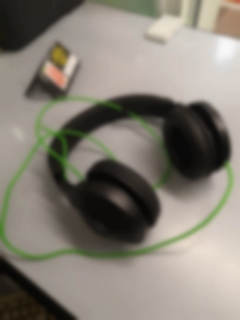 Ремонт портативной колонки Razer Нет