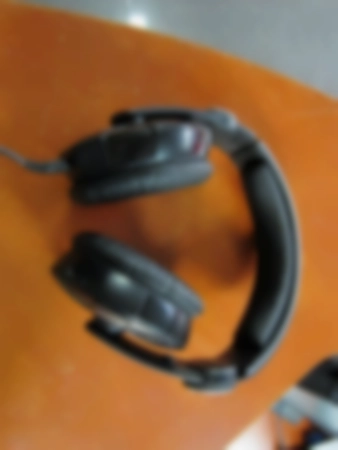 Ремонт портативной колонки Sennheiser HD215