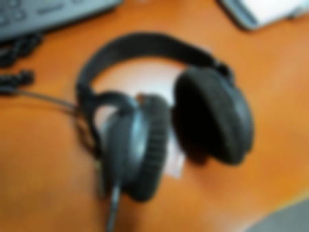 Ремонт портативных колонок Sennheiser