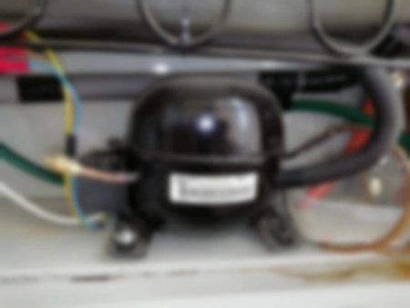 Ремонт холодильников Ariston ---