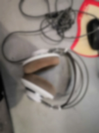 Ремонт наушников AKG K701