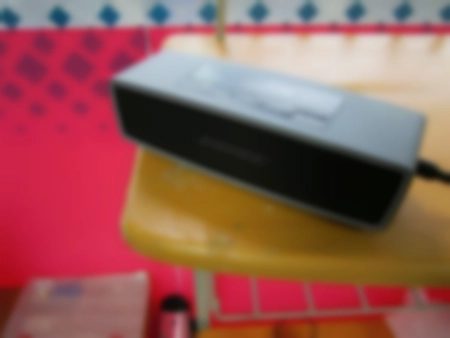 Ремонт портативной колонки Bose не указан