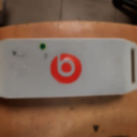 Ремонт аудио колонок Beats 203