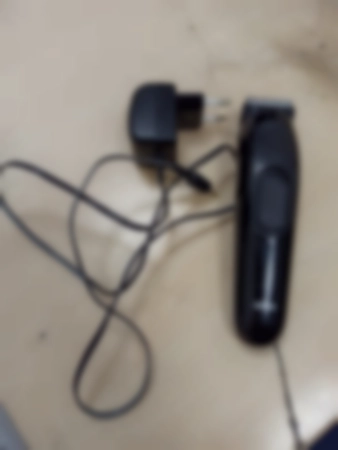 Ремонт машинок для стрижки волос Braun 5513