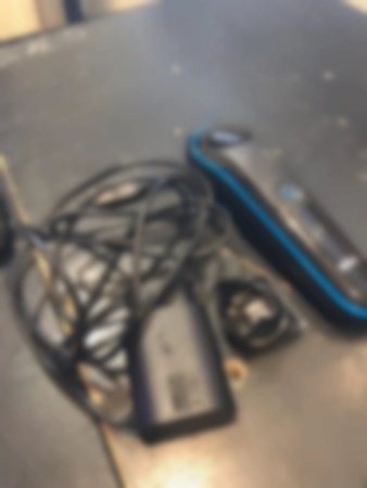 Ремонт машинок для стрижки волос Braun 5517