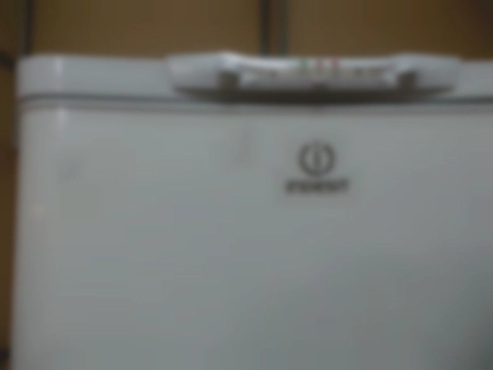 Ремонт холодильников Indesit ---