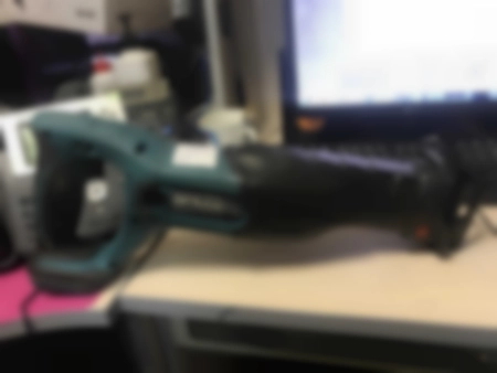 Ремонт сабельных пил Makita bjr182