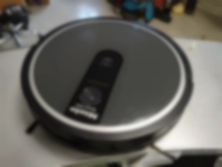 Ремонт роботов пылесосов Miele SJQL0