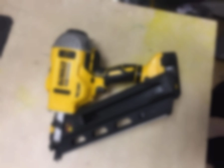 Ремонт строительных степлеров DeWALT