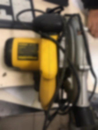 Ремонт дисковых пил DeWALT