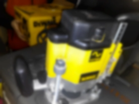 Ремонт фрезеров DeWALT