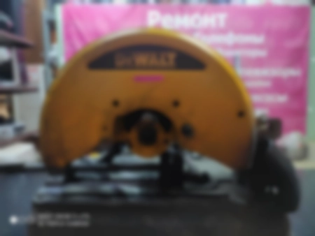 Ремонт торцовочных пил DeWALT