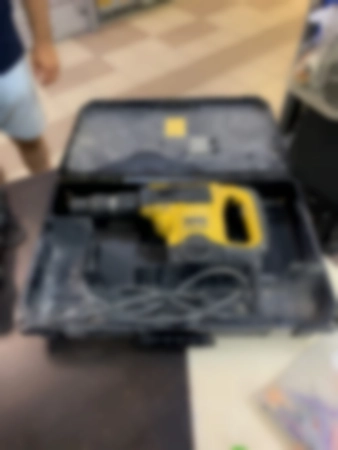 Ремонт отбойных молотков DeWALT D25501