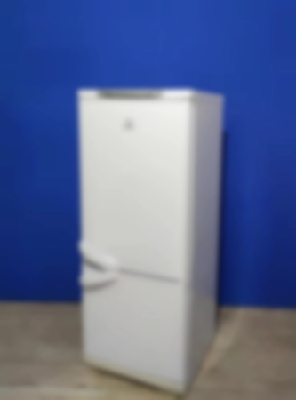 Ремонт холодильников Indesit ---