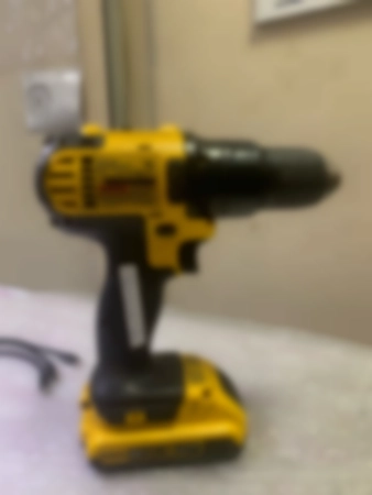 Ремонт шуруповертов DeWALT DCD780