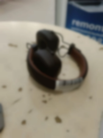 Ремонт наушников Marshall нет шильды