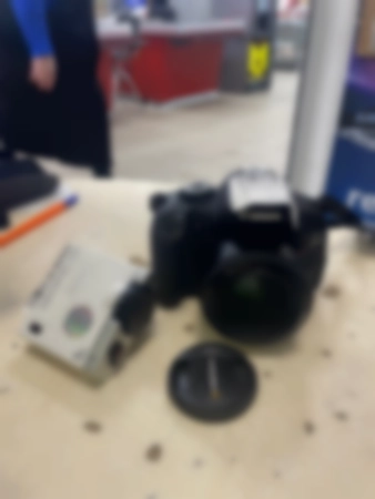 Ремонт зеркальных фотоаппаратов Canon DS126311