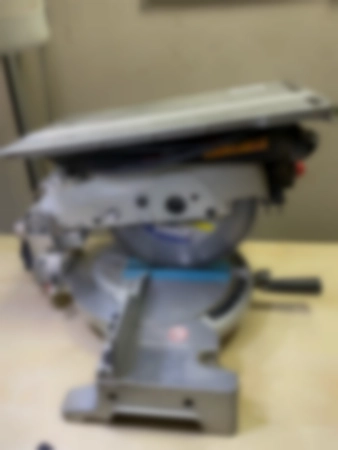 Ремонт дисковых пил Makita LH1040